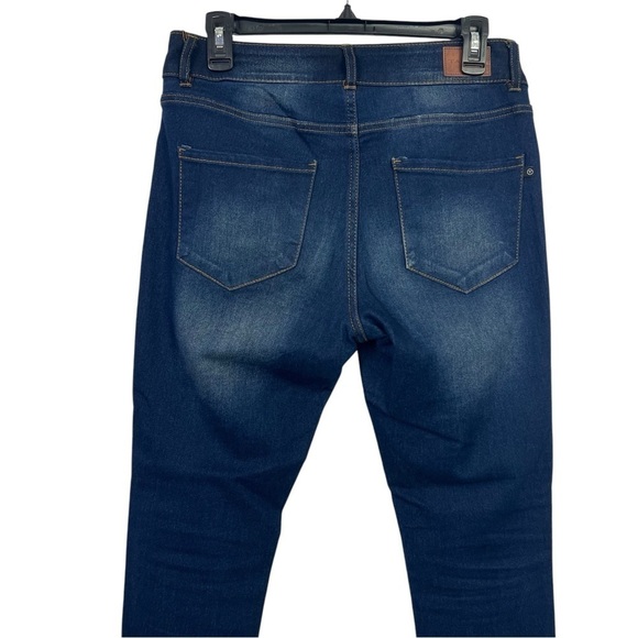 Tahari Women’s Blue Jeans Sz 10/30 Dark Wash Skinny Stretch Pockets Distressed - Picture 4 of 12